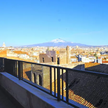 Apartment Terrazza Sul Castello Ursino By Wonderful Italy *